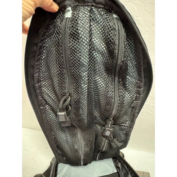 Dakine Backpack Hydration Pack Blue‎ Gray Hiking Running Cycling Bag - Picture 7 of 10